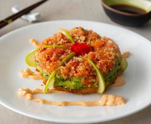 93. SUSHI PIZZA AU SAUMON