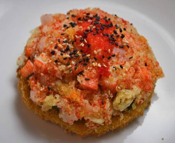 94. SUSHI PIZZA AUX FRUITS DE MER