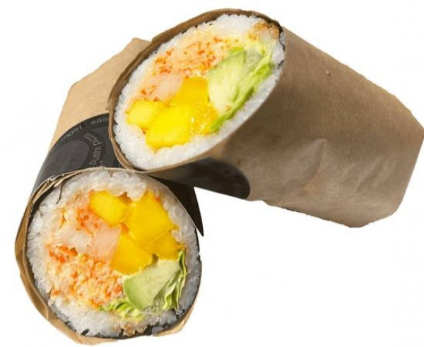 B3. Sushi Burrito Crevette épicée et mangue