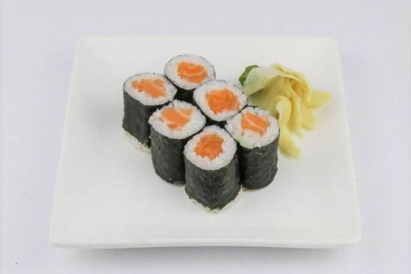 Hosomaki au saumon / Salmon Hosomaki