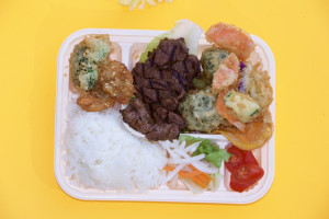 5. Beef bento with tempura