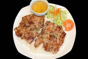 41. CƠM SƯỜN NƯỚNG