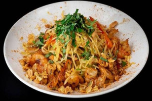 11. GỎI XOÀI TÔM NƯỚNG