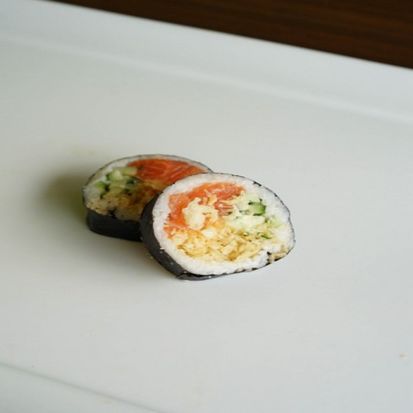 47. Futomaki Saumon épicé