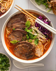 SP3 Vietnamese Spicy Hue Style Beef Noodle Soup