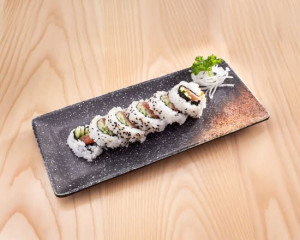 SPICY SALMON ROLL (6 PCS)