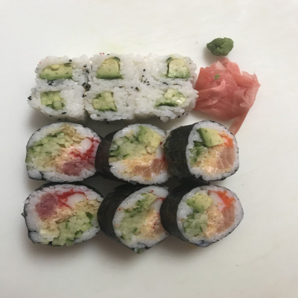 A1. 12 mcx assiette assortie / 12 Pcs Assorted Plate