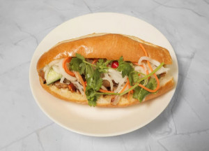 BANH MI POULET ÉPICÉ