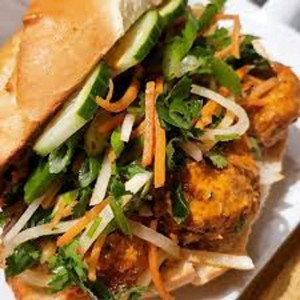 Banh my crevette tempura  