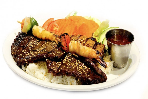 Cơm Tôm Bò Gà Nướng