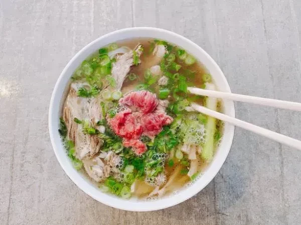 🍜🥩PTC. Phở Tái Chín /Soupe tonkinoise au bœuf saignant et bien cuit