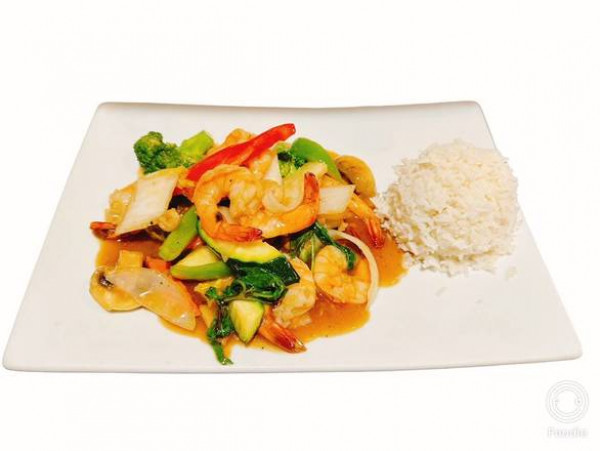 Crevettes sautées au basilic thaï / Thai Basil Shrimp