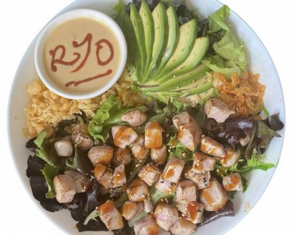 P9. Poké au Thon Grillé / Grilled Tuna Poké