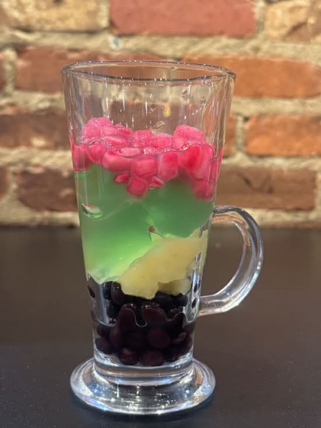 Chè Ba Màu (Three Color Dessert)