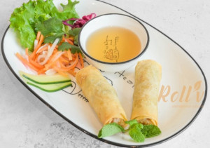 A4. Rouleaux impériaux au crevettes et porc (2)