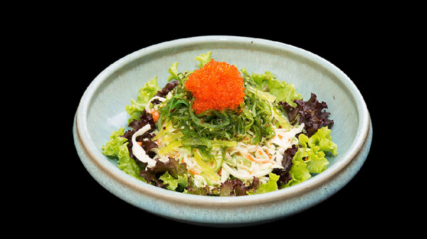 Tobiko Goma Salad