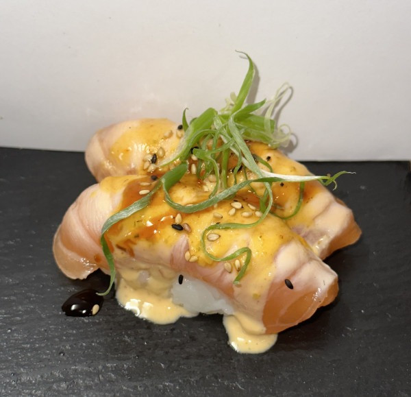 Sake Yaki Sushi