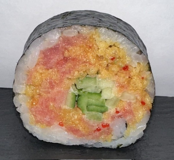 Futomaki au thon épicé / Spicy Tuna Futomaki