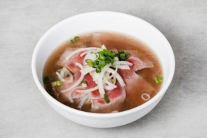 P3. Pho Boeuf saignant