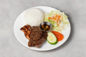 C5. Poulet & Boeuf grillés et salade