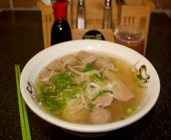 12. Boeuf saignant et boulettes