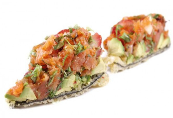 Tartare de Saumon (Mi-Cuit)