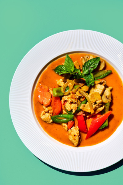 W4. Poulet au cari rouge et lait de coco (epice)