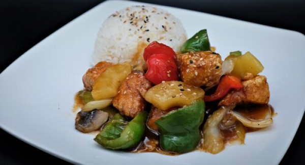 W11. Saumon croustillant a la sauce au tamarin