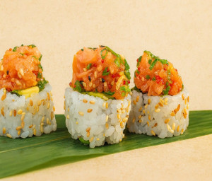 MAKI TARTARE AU SAUMON