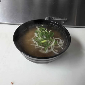 P6. Plain Rice Noodles Soup | Phở không thịt