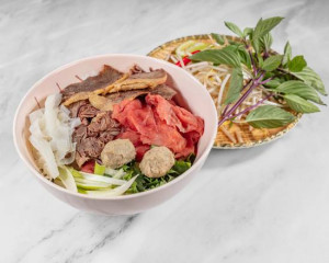 13. Special Beef Rice Noodle Soup