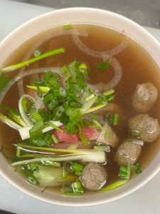 16B. Beef ball rice noodle soup