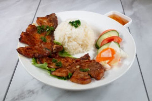 40. Grilled Pork Chop w/ Steam Rice ( 2pcs)