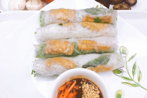 602. Gỏi cuốn chay