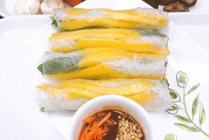 603. Gỏi cuốn xoài