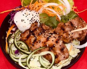 Poke: Poulet grillé / Grilled Chicken (2 pour/for 1)