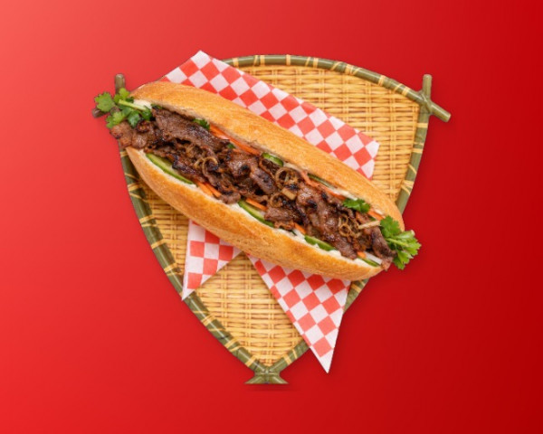 Banh mi boeuf grillé